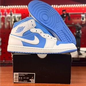 Jordan 1 Mid Legend Blue size 11